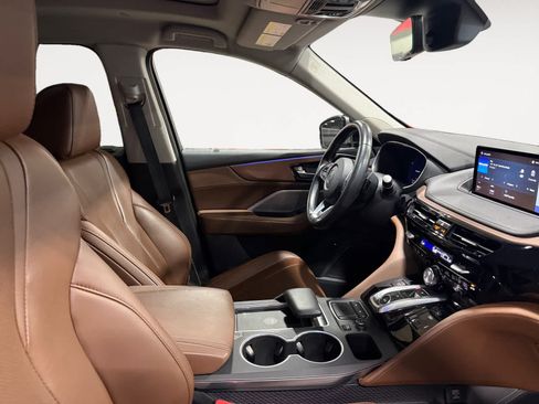 Used 2023 Acura MDX SH-AWD w/ Technology Package image 16