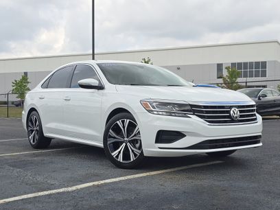 Used 2021 Volkswagen Passat 2.0T SE