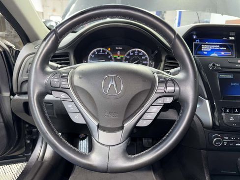 Used 2016 Acura ILX w/ Technology Plus Package image 18