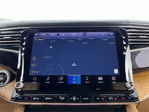 Used 2022 Jeep Grand Wagoneer Series III w/ Flexible Seating Group image 14