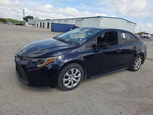 Used 2022 Toyota Corolla LE FWD image 1