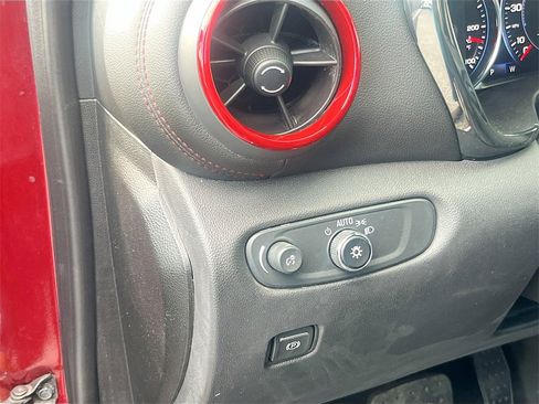 Used 2024 Chevrolet Blazer RS w/ Driver Confidence II Package image 10