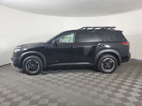 New 2025 Nissan Pathfinder Rock Creek image 7