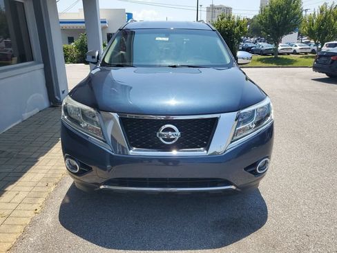 Used 2013 Nissan Pathfinder SL w/ Cargo Pkg FWD image 14