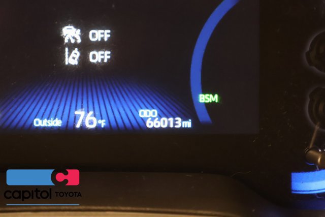 Certified 2021 Toyota Corolla XSE FWD image 19