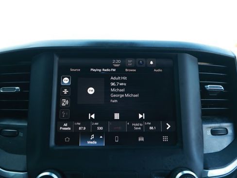 Used 2022 RAM 1500 Big Horn image 17