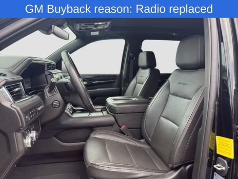 Used 2023 GMC Yukon XL Denali AWD/4WD image 9