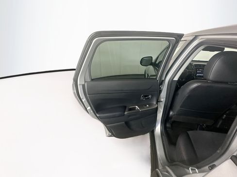 Used 2024 Mitsubishi Outlander Sport AWD image 25