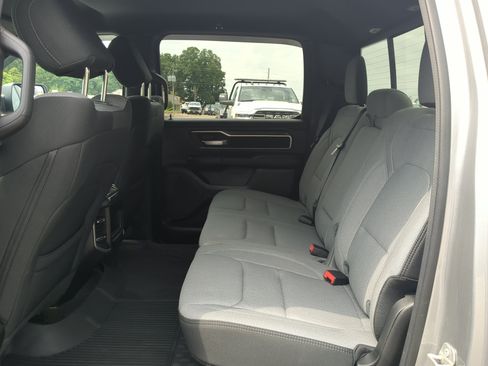 Used 2023 RAM 1500 Big Horn AWD/4WD image 12
