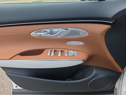 New 2026 Genesis GV70 2.5T Advanced AWD/4WD image 16