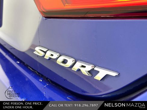 Used 2018 Honda Accord Sport image 15