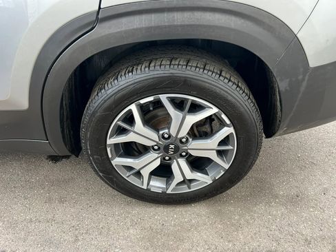 Used 2021 Kia Seltos EX AWD/4WD image 10