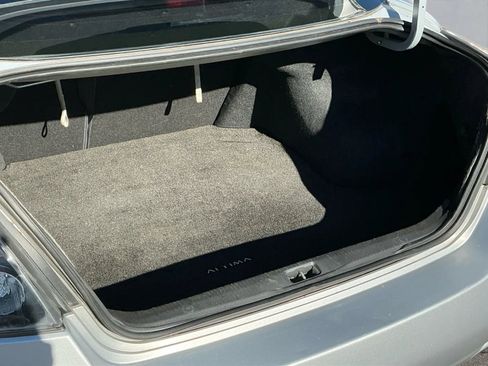 Used 2010 Nissan Altima 2.5 S image 17