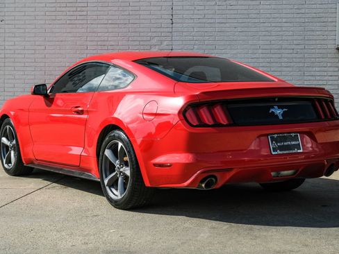 Used 2015 Ford Mustang Coupe w/ Equipment Group 051A RWD image 9