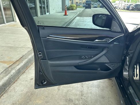 Used 2023 BMW 540i w/ M Sport Package RWD image 42