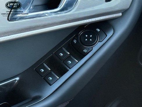 New 2026 Ford Explorer Active w/ Active Comfort Package image 29