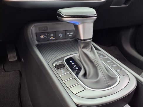 New 2026 Hyundai Kona SE image 10