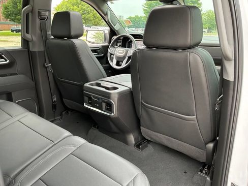 Used 2025 GMC Sierra 1500 SLT w/ SLT Premium Package AWD/4WD image 62