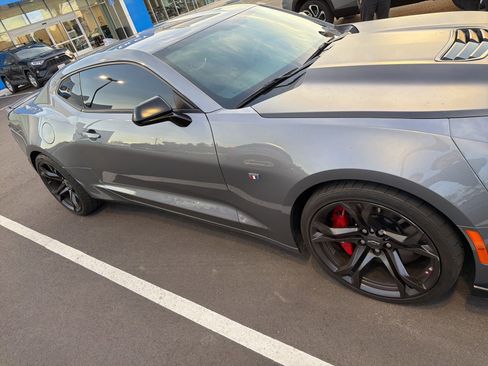 Used 2022 Chevrolet Camaro SS image 4