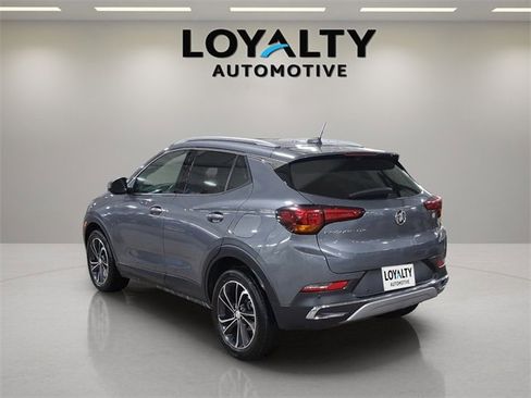 Used 2021 Buick Encore GX Essence w/ Advanced Technology Package image 3