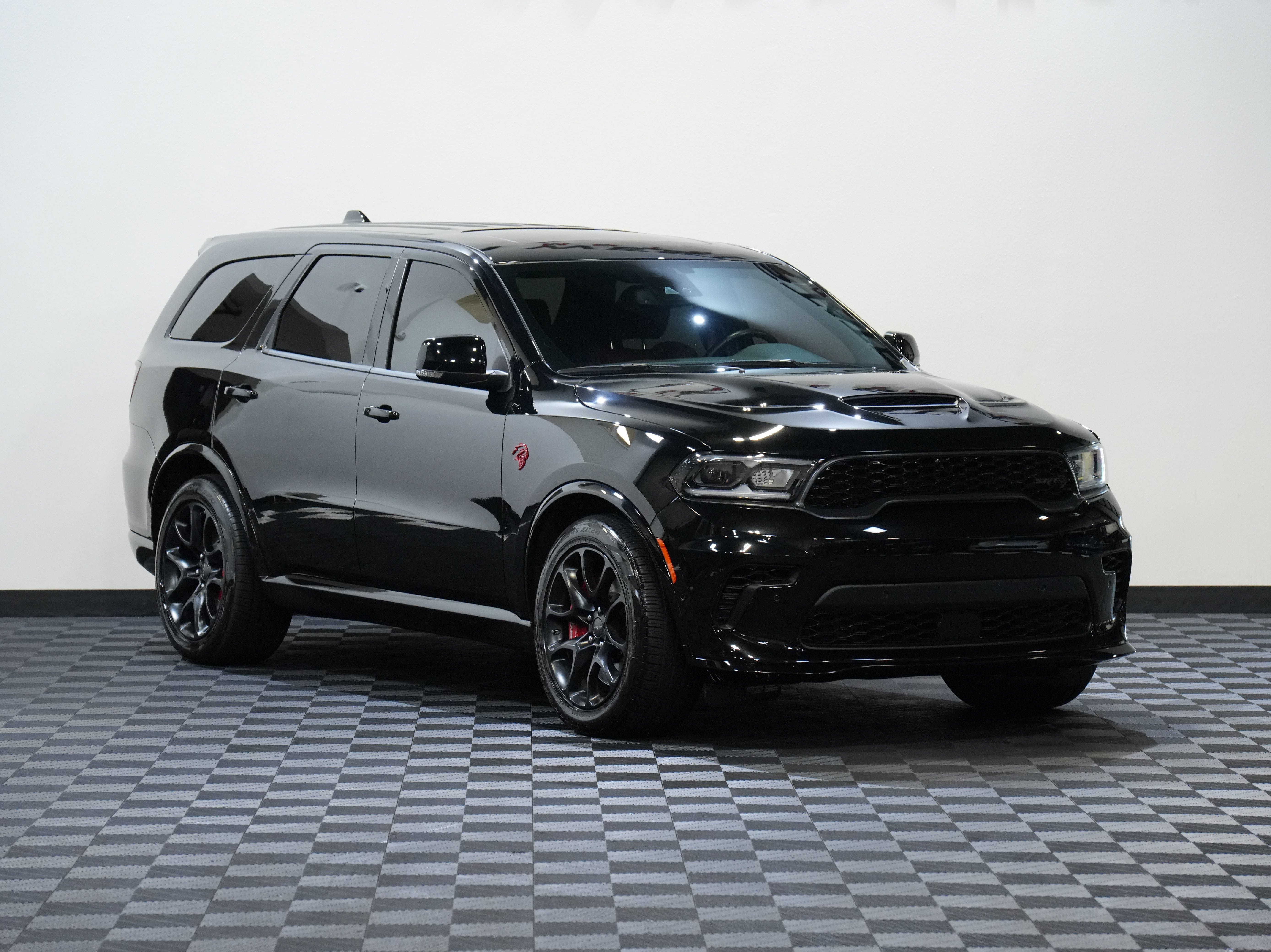 Used 2021 Dodge Durango SRT Hellcat w/ Technology Group AWD/4WD image 5