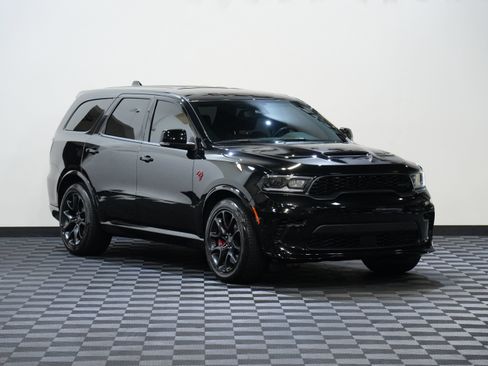 Used 2021 Dodge Durango SRT Hellcat w/ Technology Group AWD/4WD image 5
