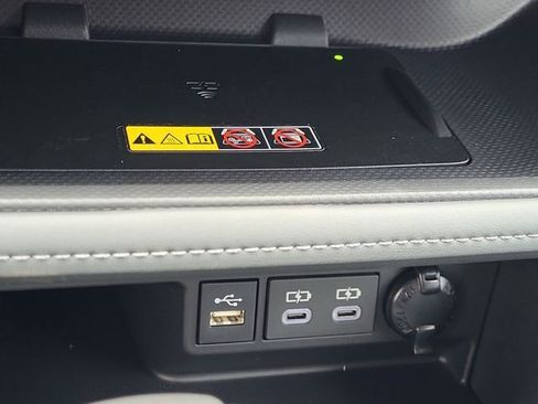 New 2026 Toyota Highlander Limited image 24