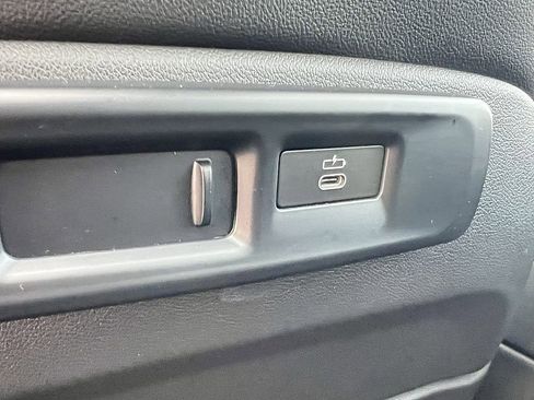 Used 2022 BMW X5 sDrive40i w/ M Sport Package image 14