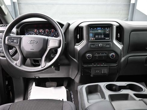 Used 2019 Chevrolet Silverado 1500 Custom Trail Boss w/ Custom Convenience Package AWD/4WD image 13