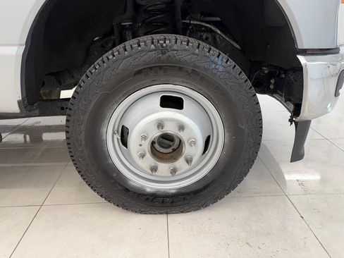 Used 2023 Ford F350 XLT AWD/4WD image 22