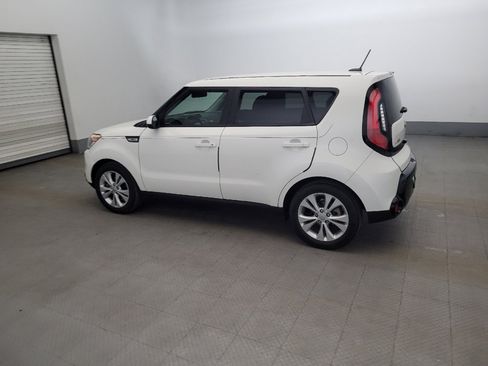 Used 2016 Kia Soul + w/ Audio Package image 3