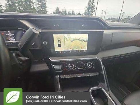 Used 2024 GMC Sierra 3500 Denali w/ Technology Package image 5