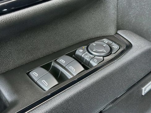 Used 2026 GMC Sierra 3500 AT4 AWD/4WD image 18
