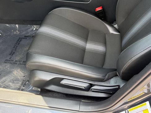 Used 2025 Honda Civic Sport image 14