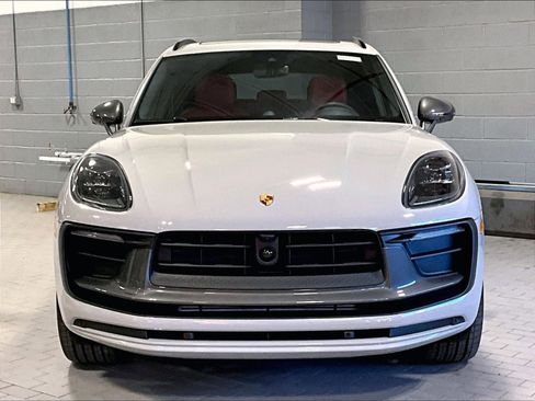 New 2026 Porsche Macan Turbo image 22
