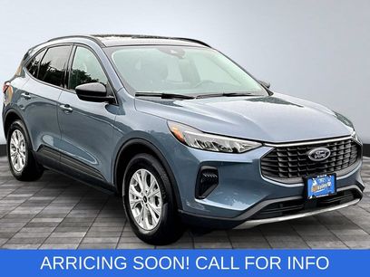 Used 2025 Ford Escape Active w/ Cold Weather Package