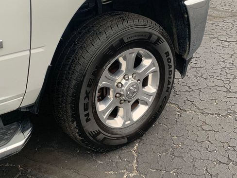 Used 2024 RAM 2500 Big Horn image 9