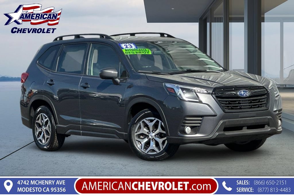 Used 2023 Subaru Forester Premium AWD/4WD image 1
