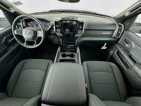 New 2026 RAM 3500 Big Horn AWD/4WD image 9