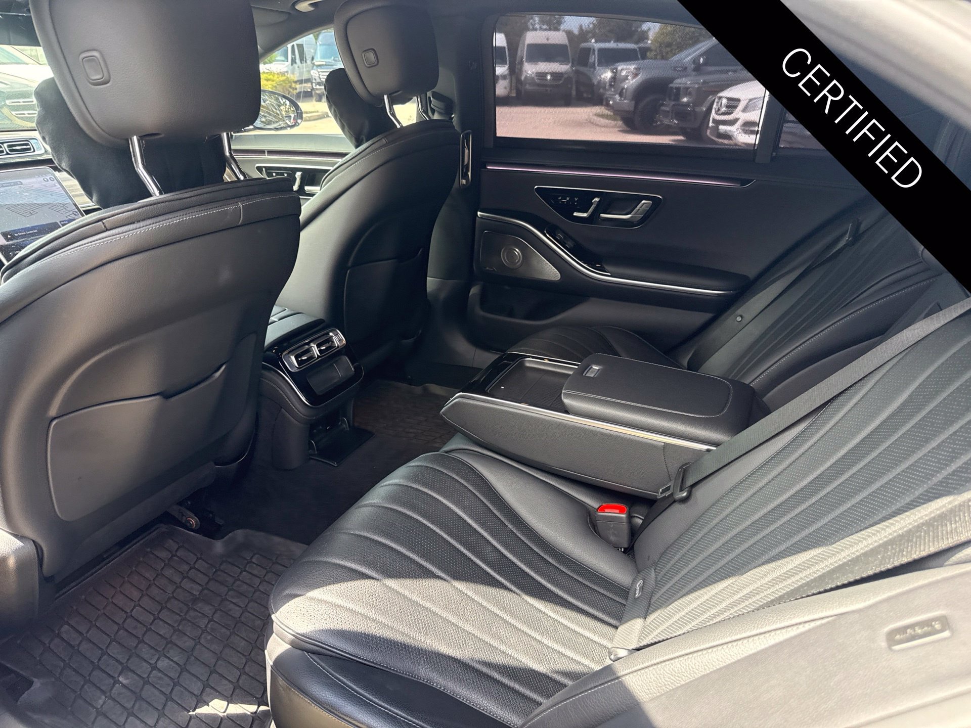 Used 2022 Mercedes-Benz S 500 4MATIC image 10