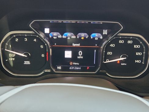 Used 2021 GMC Yukon Denali w/ Denali Ultimate Package AWD/4WD image 18
