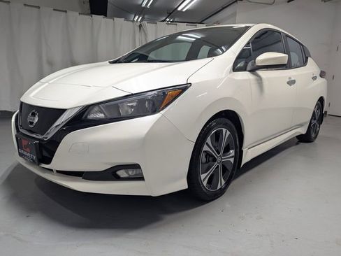 Used 2022 Nissan Leaf SV image 5
