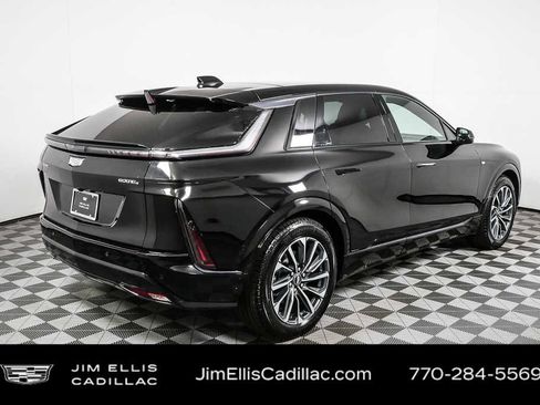 Used 2024 Cadillac Lyriq Sport AWD/4WD image 3