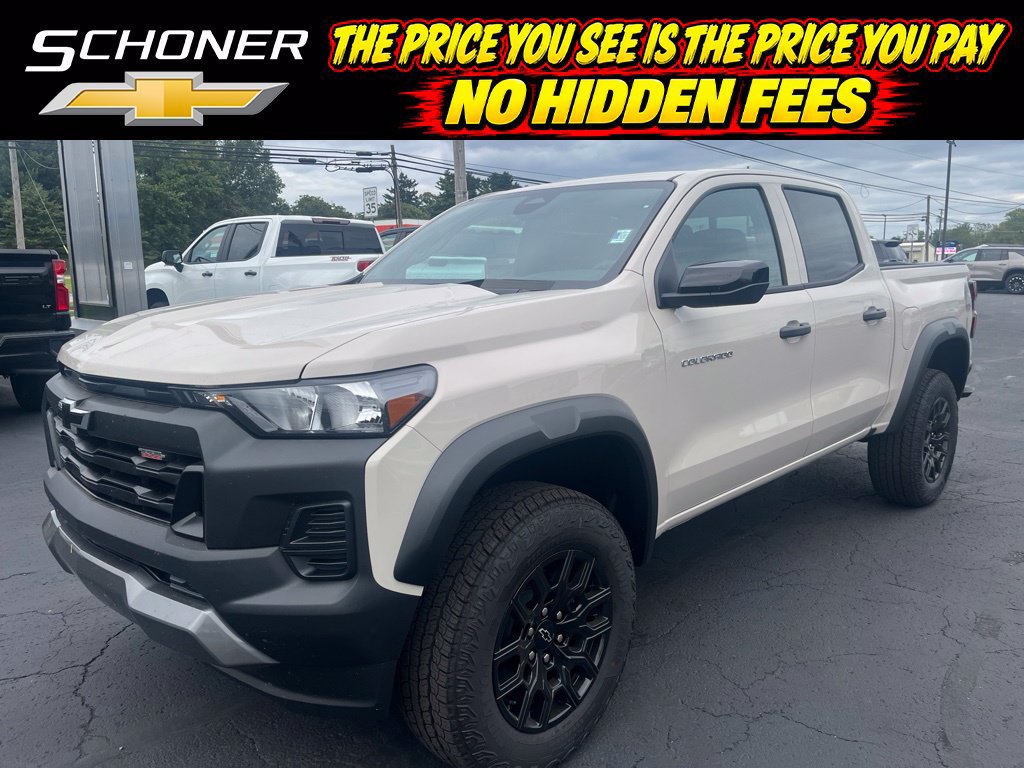 New 2026 Chevrolet Colorado Trail Boss AWD/4WD image 1