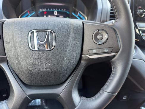 Used 2024 Honda Odyssey EX-L image 21