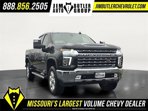 Used 2022 Chevrolet Silverado 3500 LTZ image 6