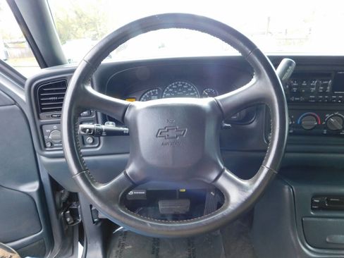 Used 2000 Chevrolet Silverado 1500 LT image 8
