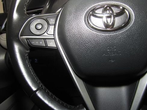 Used 2023 Toyota Camry XLE FWD image 5