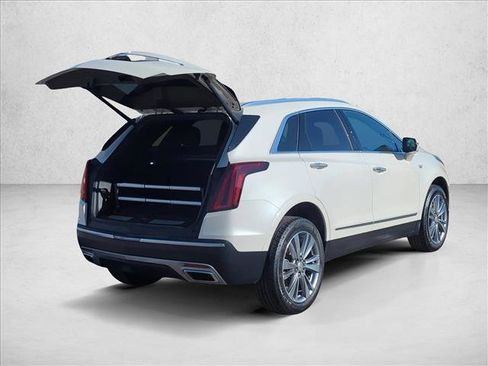 Used 2024 Cadillac XT5 Premium Luxury image 5