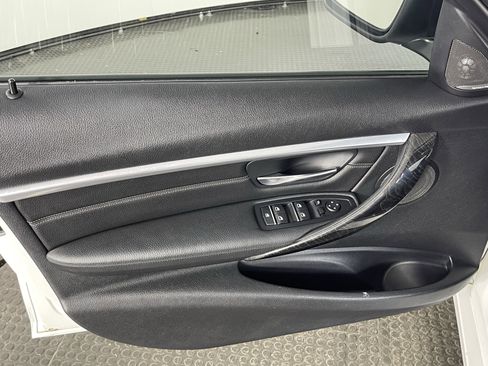Used 2016 BMW 328i xDrive Sedan image 9